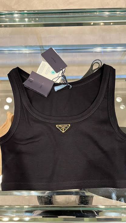 Nada crop top
